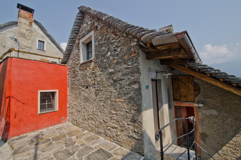Case Di Sotto, House & Breakfast Muralto Стая снимка